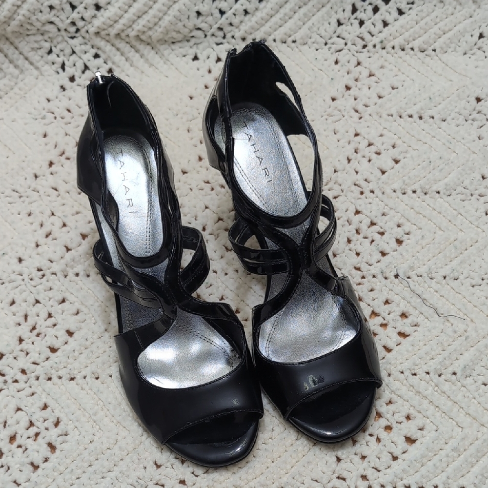 TAHARI Black Patent Back Zipper Strappy Dress Heels Sandals